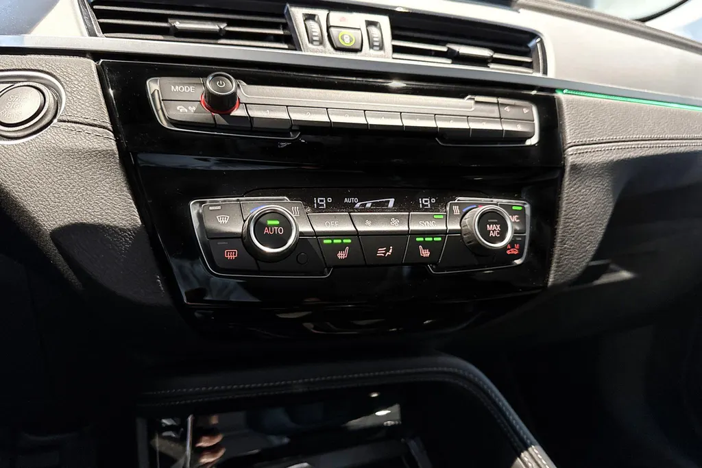 BMW X1 sDrive20i Business Edition Plus