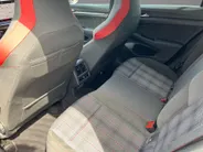 Volkswagen Golf 2.0TSI/265PK GTI DSG · Panoramadak · Camera · Trekhaak · Apple/Android Car Play · Garantie t/m 27-03-2030 of 100.000km