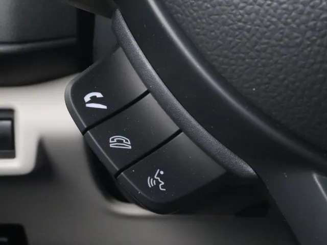 Suzuki Swift 1.2 Style Smart Hybrid