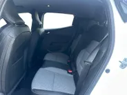 Renault Clio 1.6 E-Tech Full Hybrid 145 techno | Pack Look | Navi | Camera | Apple Carplay & Android Auto | Bluetooth | Parkeersensoren | Climate- & Cruisecontrol | 12 Maanden BOVAG Garantie |