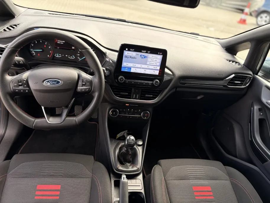 Ford Fiesta 1.0 EcoBoost Hybrid ST-Line Winter Pack I Apple Carplay/Android Auto I Lichtmetalen Velgen I LED Verlichting I
