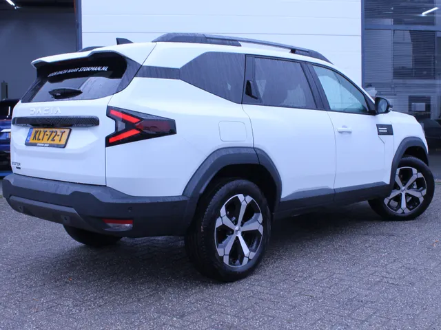 Dacia Bigster Hybrid 155 PK Limited Edition | Winter Pack | Around Viewmonitor | Apple CarPlay & Android Auto | DEMO VRAAG NAAR DE BESCHIKBAARHEID