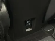 Mitsubishi Eclipse Cross 2.4 PHEV Intense+ | Stoel- en stuurverwarming | Elektrisch verstelbare stoelen | Trekhaak | Achteruitrijcamera | Parkeersensoren voor- en achter | Navi | Climate Control