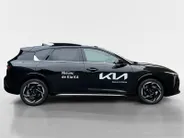 Kia K4 1.0 T-GDi MHEV GT-Line Launch Edition (pano) | Stoel/stuurverwarming | wireless carplay & Android Auto | Fabrieksgarantie t/m 6-2036 + 3x 1 jaar* | Metallic lak |