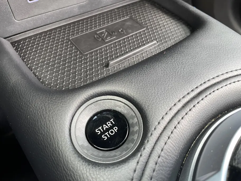 Nissan Juke 1.6 Hybrid N-Connecta *Automaat*Navi+Camera*Winter Pack*Climate Control*LM Velgen*Carplay*1ste eigenaar!