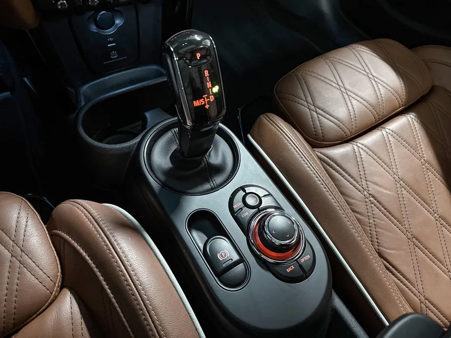 MINI Cooper 5-deurs Cooper S Rockingham GT Edition