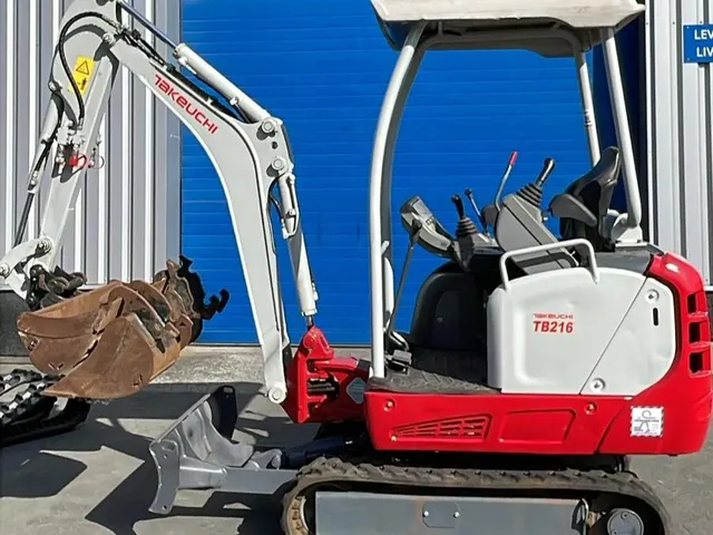 Takeuchi TB216