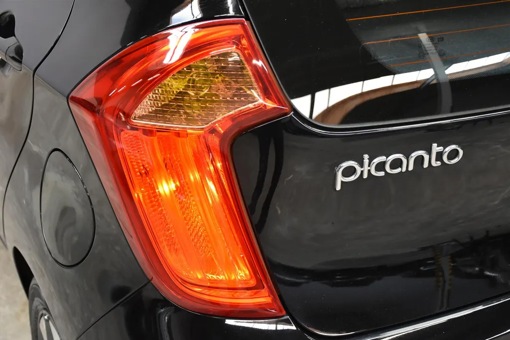 Kia Picanto 1.0 CVVT 66 PK 5D ComfortPlusLine Navigator