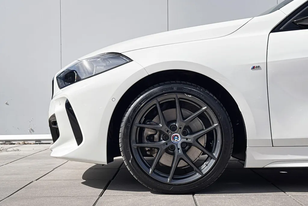 BMW 1 Serie 120i M-Sport