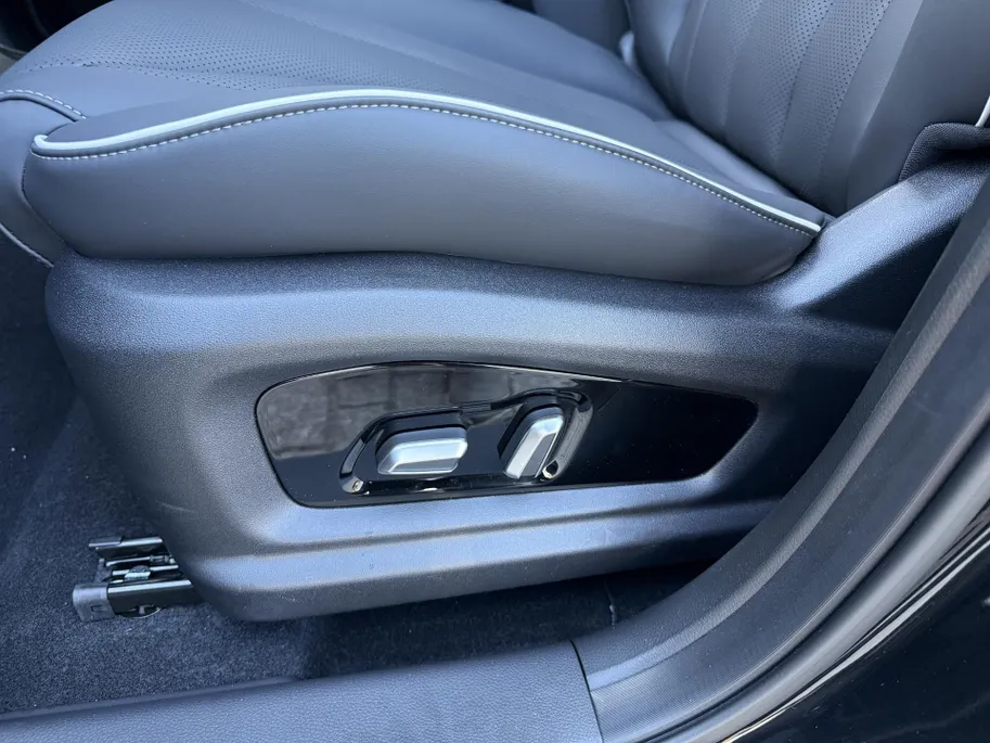 Chery Tiggo 7 Unique PHEV Panoramadak | Stoelverwarming en koeling | BLIS | Apple Carplay & Android Auto | 7 jaar garantie
