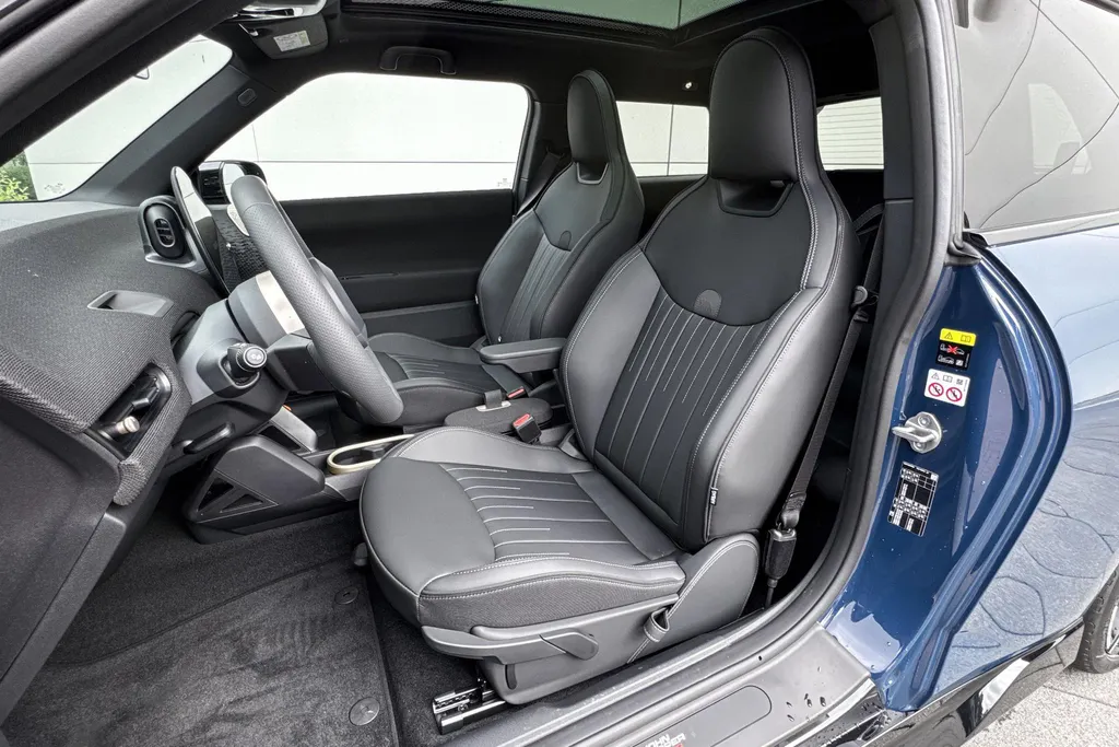 MINI Cooper 3-deurs Electric Cooper E John Cooper Works L 40.7 kWh