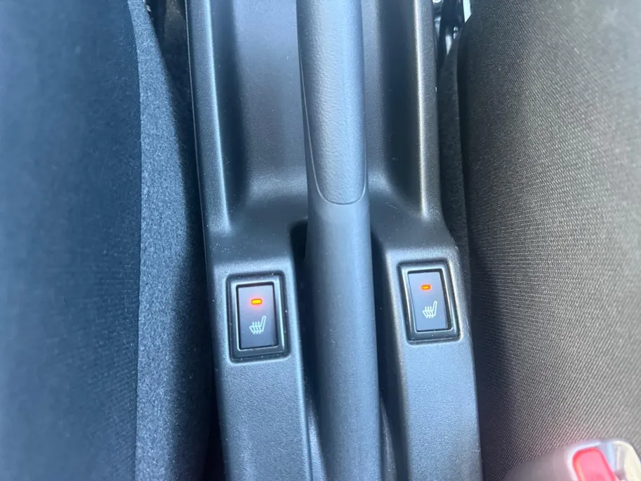 Suzuki Swift 1.2 Select Smart Hybrid Automaat | Navigatie | Apple Carplay/Android auto | Stoelverwarming | Camera | DAB | Adaptief Cruise Control | Airco