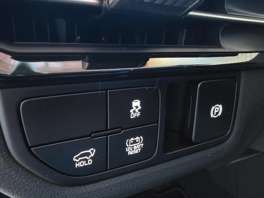 Kia Sportage 1.6 T-GDi Hybrid DynamicPlusLine | Stoel + Stuur verwarming | Navigatie | Climate control | Schuif/kantel dak | Elektrische achter klep