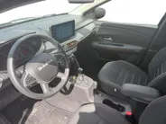 Dacia Sandero Stepway 1.0 TCe 90 Extreme | Zeer nette auto | Automaat | 1e eigenaar | Dodehoek detectie | Achteruitrijcamera | Dealer onderhouden | Parkeersensoren voor en achter |