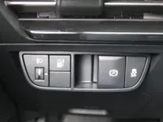 Kia EV6 Light Edition 63 kWh | Stuur-/stoelverwarming | Camera | 19' LM | LED | Cruise adapt. | Clima | Draadloze telefoonlader | 17% bijtelling |