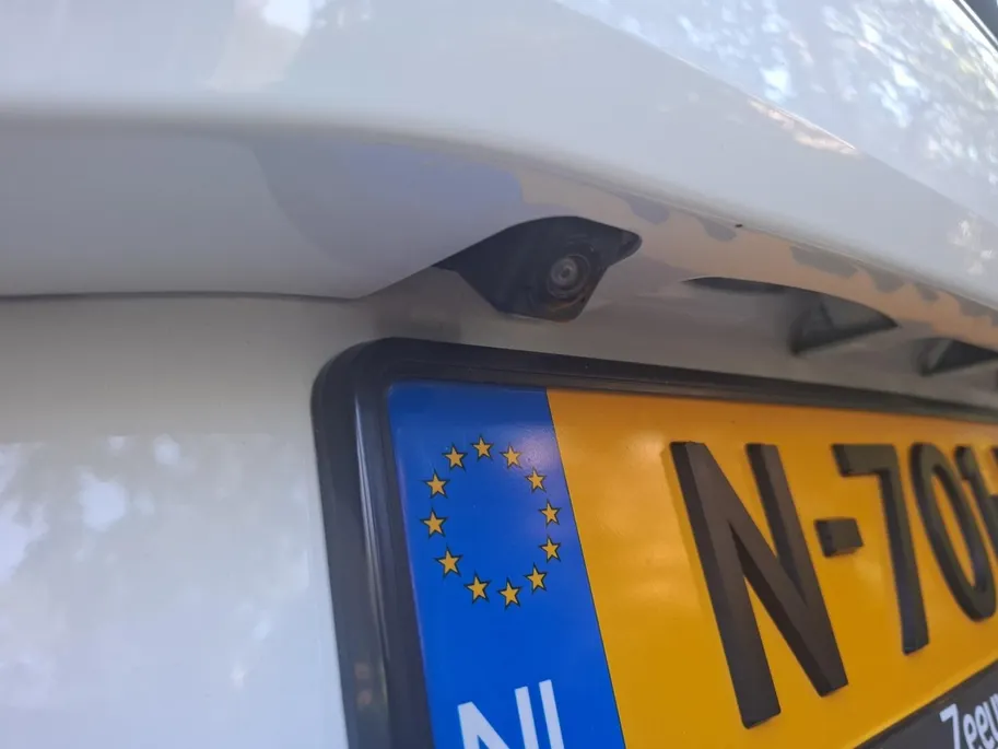 Mitsubishi Outlander 2.4 PHEV Intense | CRUISE | CLIMATE | PDC | STOELVERWARMING |