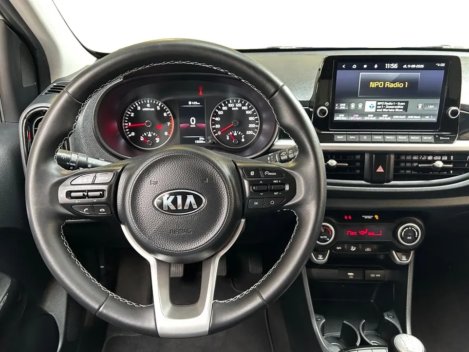 Kia Picanto 1.0 DPi DynamicPlusLine | Apple Carplay / Android Auto | Navigatiesysteem | Lichtsensor | Parkeersensoren + Camera Achter | Cruise Control | Climate Control | 15'Lichtmetalen Velgen