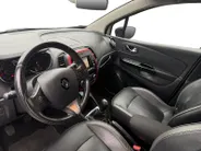 Renault Captur 0.9 TCe Xmod Two Tone | Lederen Bekleding | Achteruitrijcamera | Climate Control | Stoelverwarming | 12 maanden garantie! |