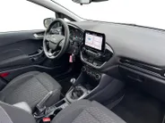 Ford Fiesta 1.0 EcoBoost Titanium 125pk | Stoel- stuur en voorruitverwarming | Navigatie via Apple Carplay & Android auto | Parkeer sensoren