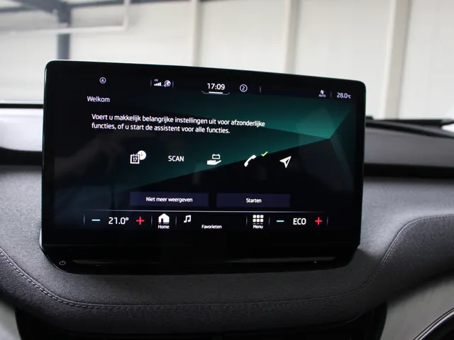 Škoda Enyaq iV 60 Navigatie | Parkeercamera | Climate Control | Cruise Control | 92% SoH