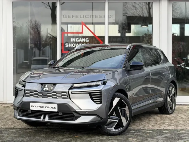 Mitsubishi Eclipse Cross 87kWh 220pk Instyle | Panoramadak | Leder | 360-Camera | App Connect