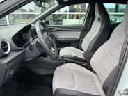 SEAT Arona 1.0 EcoTSI FR Business Connect 116PK DSG Automaat l 18' Preformance Machined l Trekhaak afneembaar