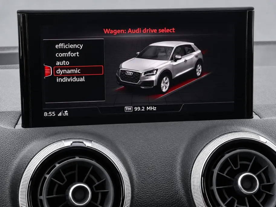 Audi Q2 35 TFSI 150pk S Edition · Camera · Matrix LED · Apple/Android Car Play · Adaptive Cruise Control · Stoelverwarming · Verkeersbord Detectie · Virtual Cockpit ·