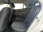 Kia Stonic 1.0 T-GDi MHEV DynamicPlusLine | Stoel en stuurverwarming | Climate control | Navigatie | Camera | Keyless met startknop | Apple Carplay / Android Auto |