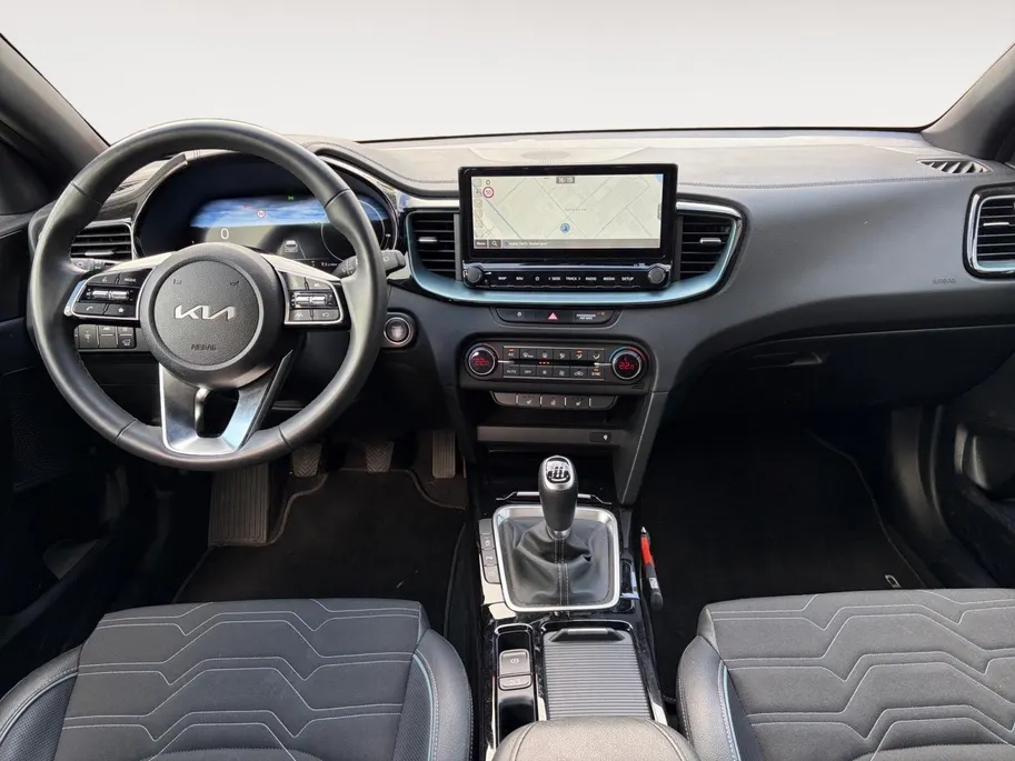 Kia Ceed Sportswagon 1.0 T-GDi Design Edition | NAVI | *JBL SOUND | APPLE CARPLAY / ANDROID AUTO | CAMERA | NAVI | JBL SOUND | LAGE KM-STAND | STUUR/ STOELVERWARM. | FABRIEKSGARANTIE T/M 2035 |