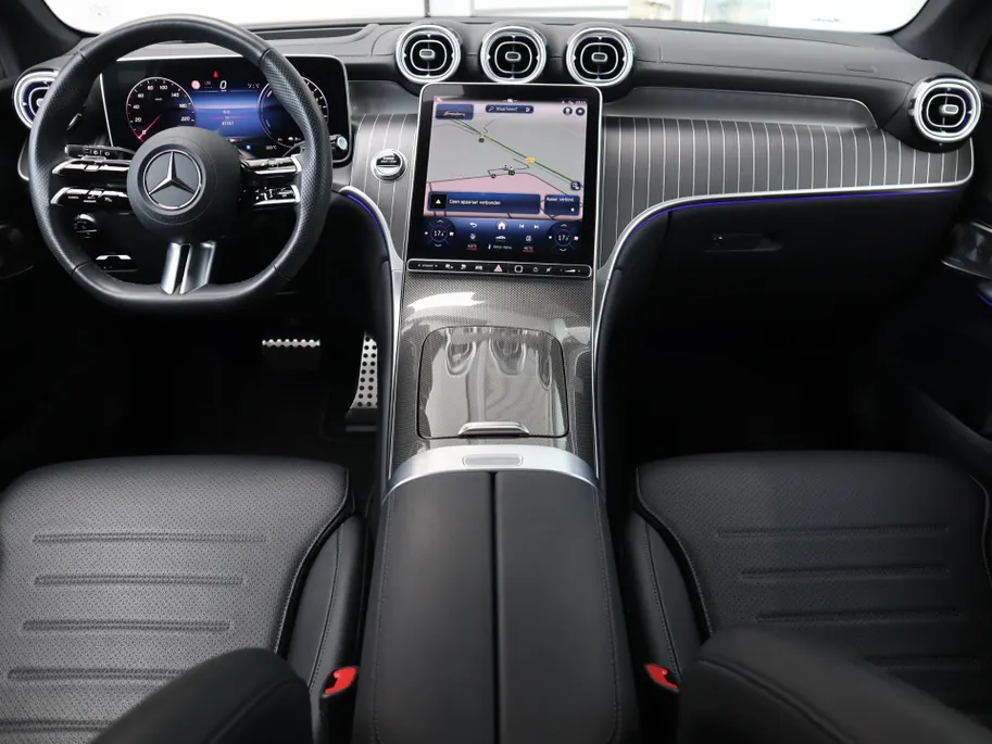 Mercedes-Benz GLC 300e 4MATIC AMG Line