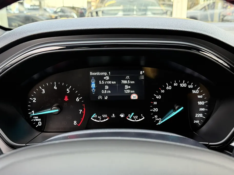 Ford Focus Wagon 1.0 EcoBoost Hybrid ST Line