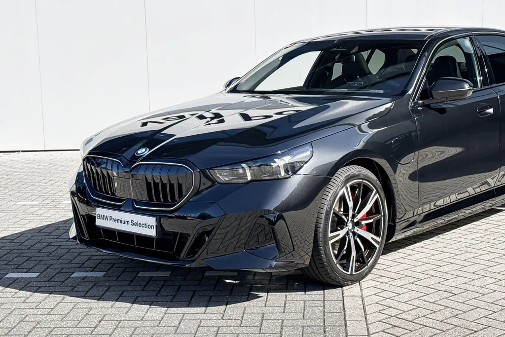BMW 5 Serie Sedan 550e xDrive