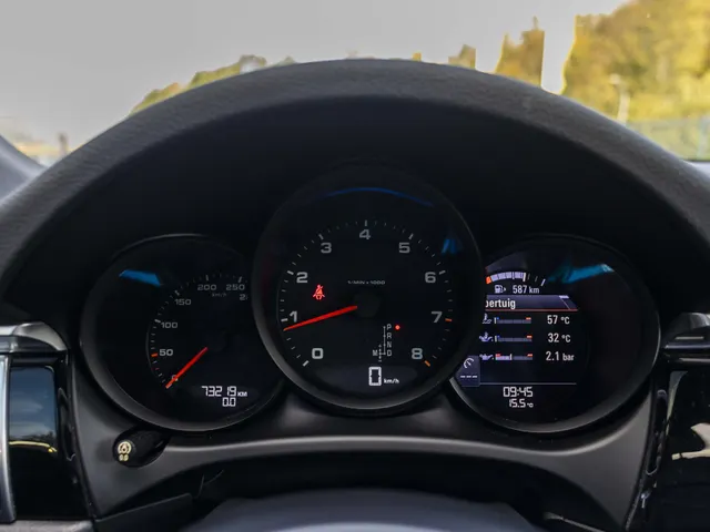 Porsche Macan NL geleverd 2.0