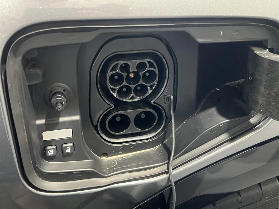 Renault Megane E-Tech 220PK EV60 Optimum Charge Techno Automaat | 360 Camera | Harman Kardon Audio | Binnenspiegel met Camera | Adaptive Cruise Control | Apple CarPlay/Android Auto | Navi | Climate Control |