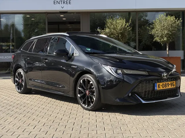 Toyota Corolla Touring Sports 2.0 Hybrid GR-Sport | Panoramadak | JBL | Trekhaak