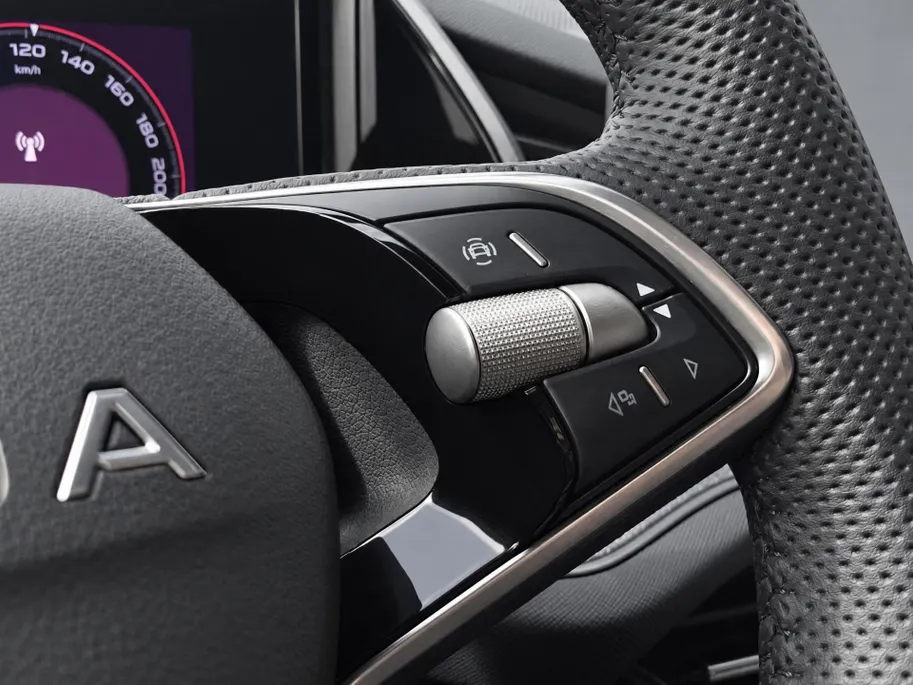 Škoda Kodiaq 1.5 TSI 204pk DSG PHEV Sportline Business · Panoramadak · Camera · Wegklapbare Trekhaak · Elek. Achterklep · Elek. Voorstoel · 19'' Inch · Garantie t/m 06-07-2030 of 100.000km