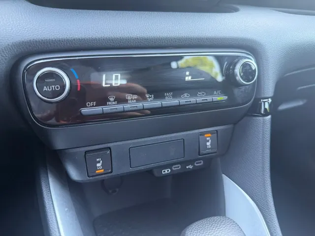 Toyota Yaris 1.5 Hybrid 115 Dynamic Limited | Parkeersensoren