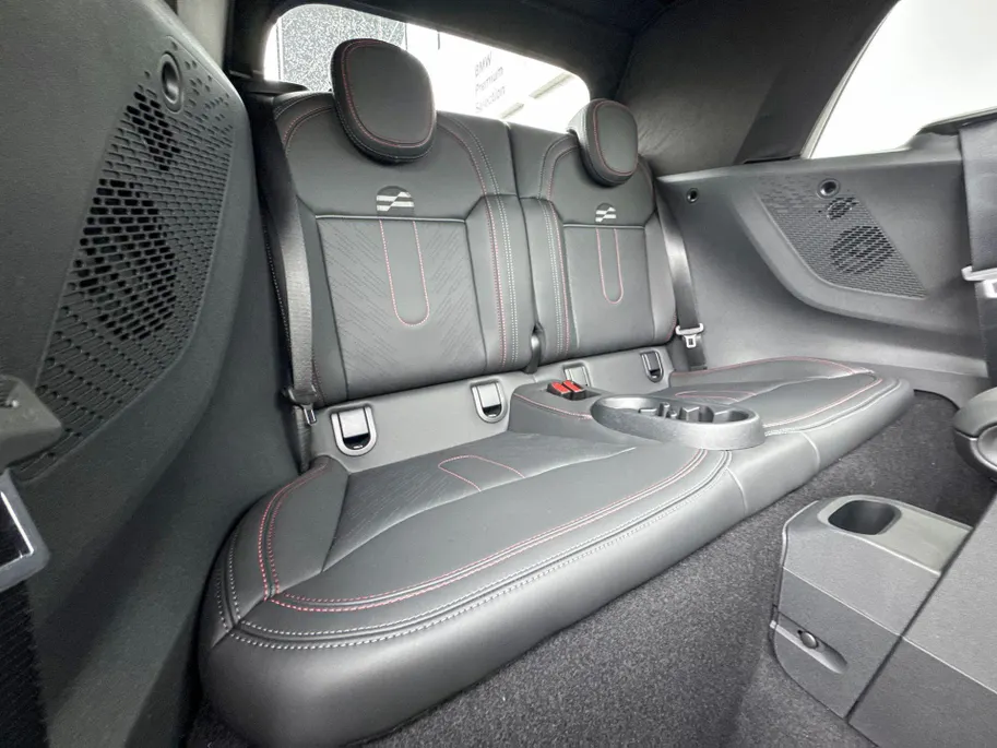 MINI Cooper Cabrio 2.0 Cooper C John Cooper Works Pakket XL