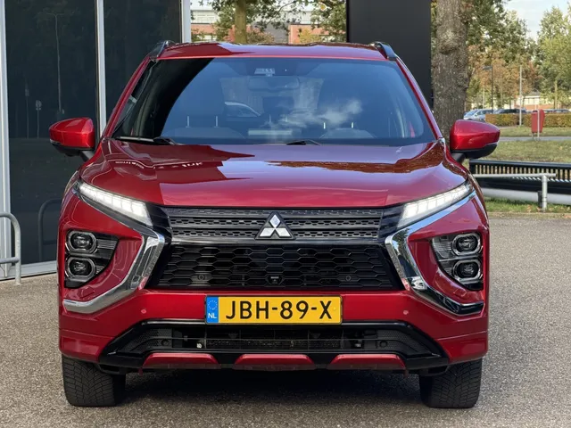 Mitsubishi Eclipse Cross 2.4 PHEV Intense+ | 360 Camera | Dodehoek | Navigatie |