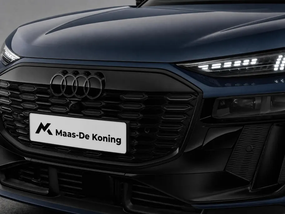 Audi Q6 e-tron S edition 83 kWh 252 PK · Adaptieve luchtvering · Glazen panoramadak · Trekhaak elek. wegklapbaar