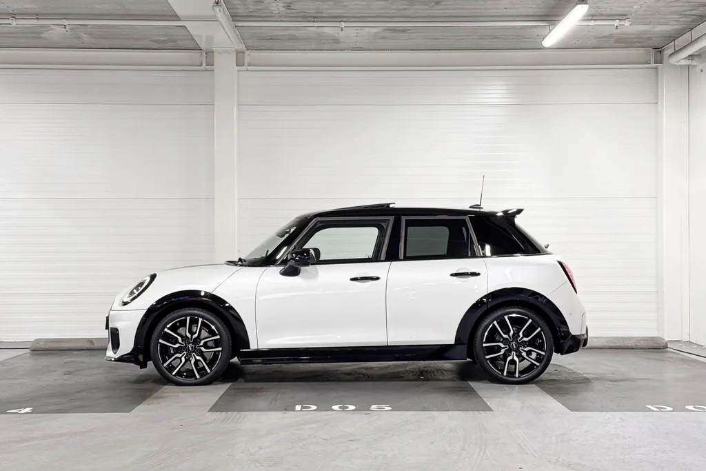 MINI Cooper 5-deurs Cooper S John Cooper Works