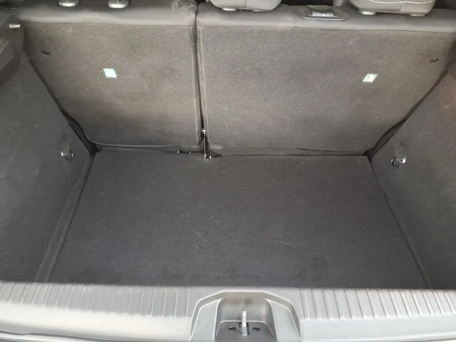 Renault Clio 1.0 TCe 90 Evolution Navigatie | Camera | Bluetooth | Parkeersensoren | LMV | Airco | 12 Maanden BOVAG Garantie