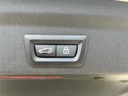 MINI Countryman 1.5 Cooper MINI Yours |achteruitrijcamera| Extra getint glas |Cruise control adaptief| Comfortstoel(en)| Lederen bekleding| 12 maanden Bovag Garantie|