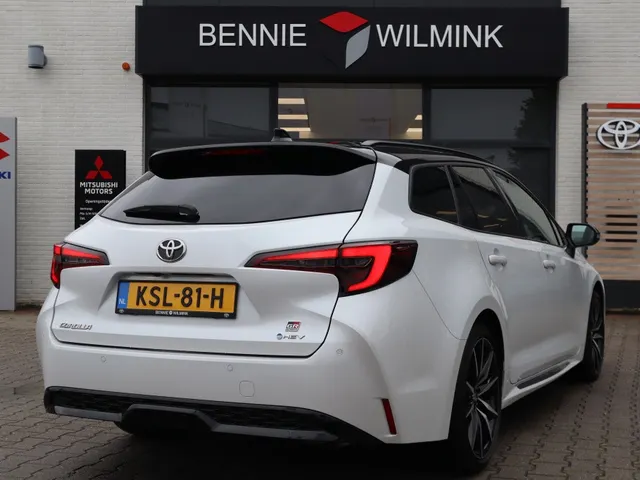 Toyota Corolla Touring Sports Hybrid 140 GR Sport | Blindspot | Parkeersensoren