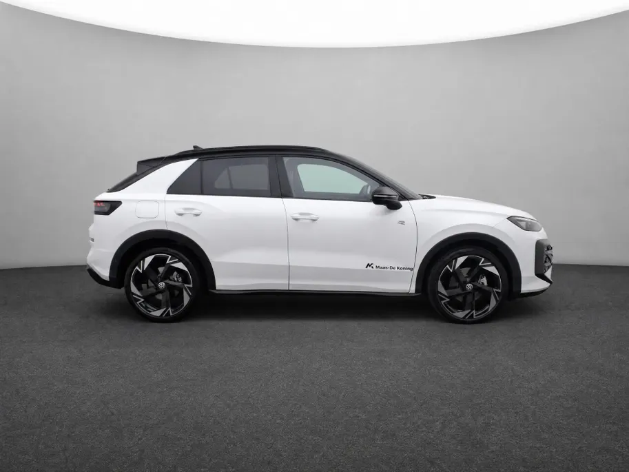 Volkswagen T-Roc R-Line First Edition 1.5 eTsi 150 pk 7 versn. DSG