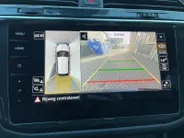 Volkswagen Tiguan 1.4 TSI eHybrid R-Line Business *Navi*360Camera*Schuif/kanteldak*Climate Control*Stoelverwarming*Adapt. Cruise Control*HUD*Elekt. Achterklep*NL Auto*1ste eigenaar!