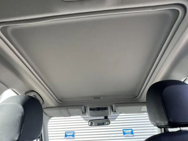 Subaru Forester 2.0 Premium Automaat | Trekhaak | All Season Banden | Elek. Schuif/Kantel Dak |17' LM Velgen | Navigatie