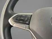 Volkswagen Bedrijfswagens Transporter 2.0 TDI L1H1 28 · Camera · Trekhaak · Apple/Android Car Play · Navigatie · Cruise Control · Vloerplaat · 16'' Inch · Garantie t/m 01-04-2028 of 100.000km