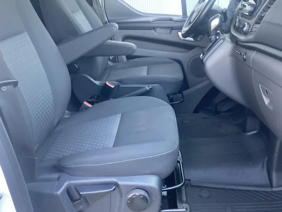Ford Transit Custom 300 2.0 TDCI 130 pk L1H2 Trend Store Van Laadruimte inrichting - Imperiaal met dakladder - Opstaptrede achterbumper -Comfort laadschot