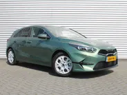 Kia Ceed 1.0 T-GDi DynamicPlusLine | Stuur-/stoelverwarming | Camera | Draadloos laden | LED | Dodehoek detectie | 16' LM |
